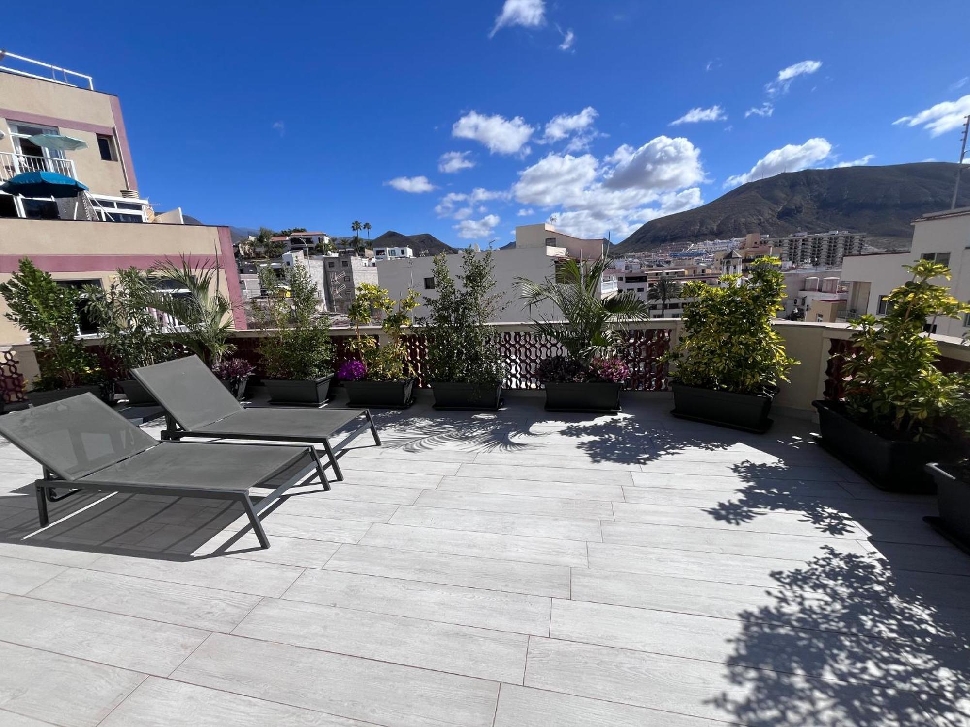 Ferienwohnung The White Heart House - Attic Sea View Los Cristianos  Exterior foto